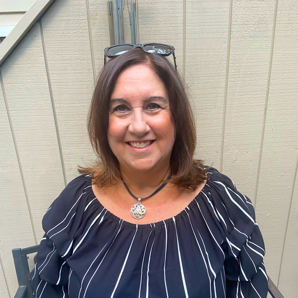 Meet your Posher, Peggy